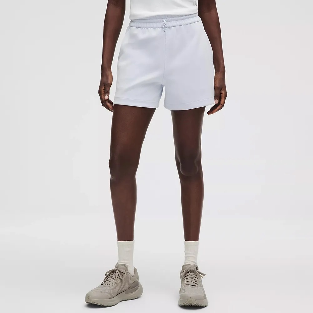 NWT ✨ Lululemon Softstreme High-Rise Short 4”